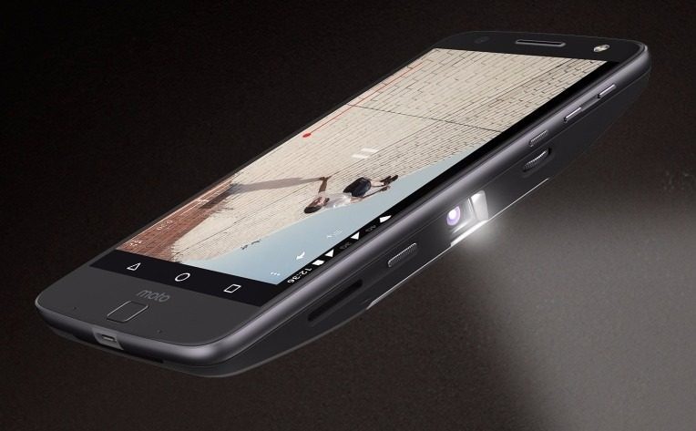 Moto Mod Insta-Share Projector